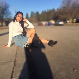 Meet your Posher, Yasmin